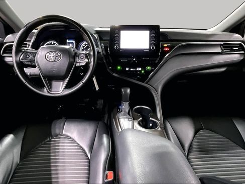 Used 2024 Toyota Camry SE FWD image 16
