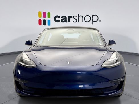 Used 2019 Tesla Model 3 Standard Range image 8