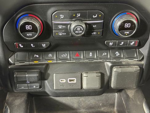 Used 2021 Chevrolet Silverado 1500 LTZ w/ Z71 Off-Road Package image 16