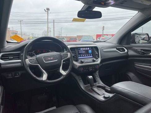 Used 2019 GMC Acadia SLT w/ Black Edition image 19