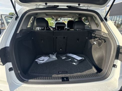 New 2025 Volkswagen Taos SEL image 46