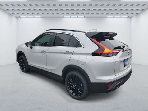 New 2026 Mitsubishi Eclipse Cross Black Edition image 3