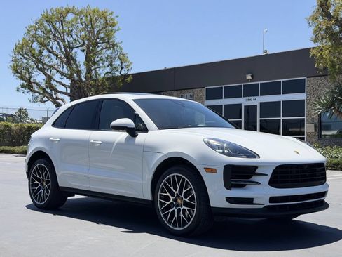Used 2021 Porsche Macan S AWD/4WD image 3