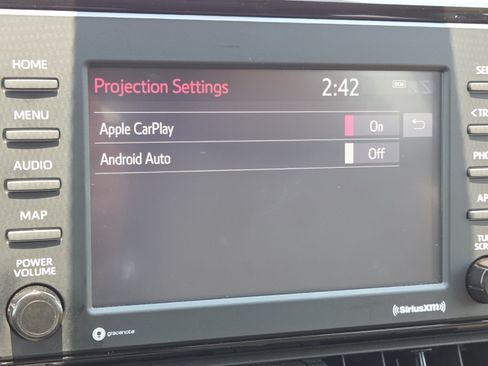 Used 2022 Toyota RAV4 LE AWD/4WD image 3