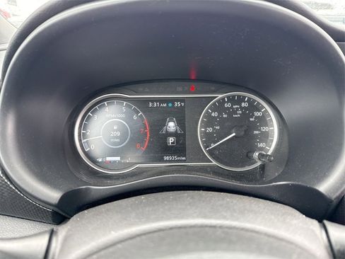 Used 2020 Nissan Kicks SV image 15