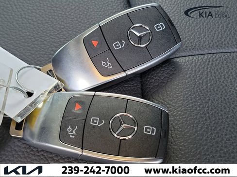 Used 2024 Mercedes-Benz GLB 250 4MATIC image 31