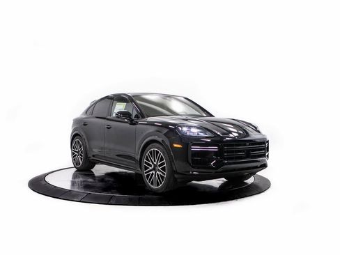 New 2026 Porsche Cayenne Turbo image 9