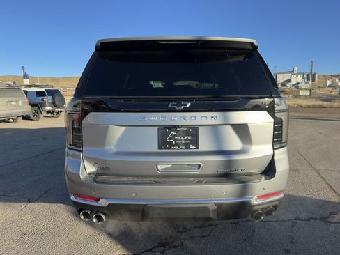 New 2025 Chevrolet Suburban Premier w/ Sun And Tow Package image 17