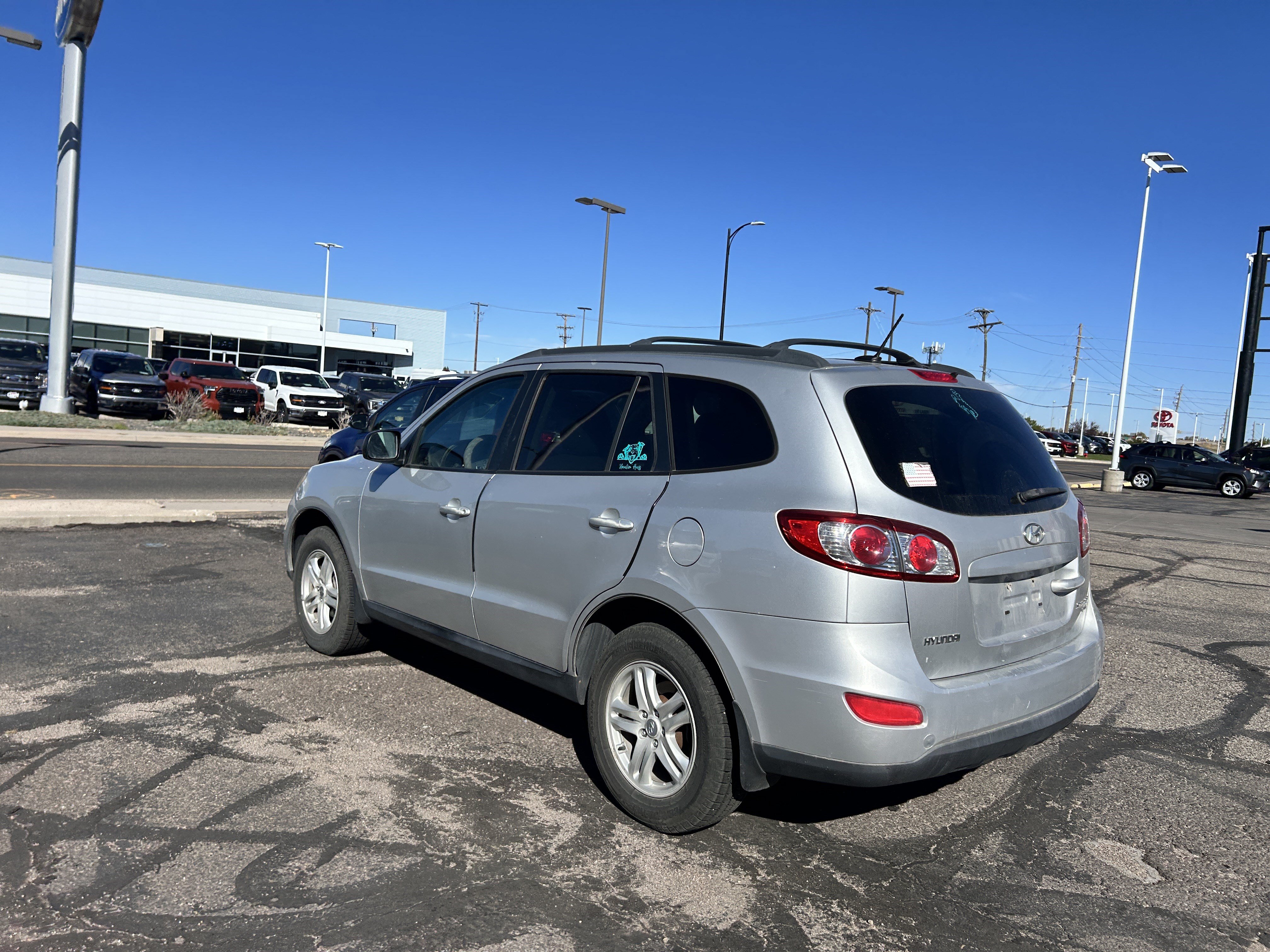 Used 2011 Hyundai Santa Fe GLS AWD/4WD image 3