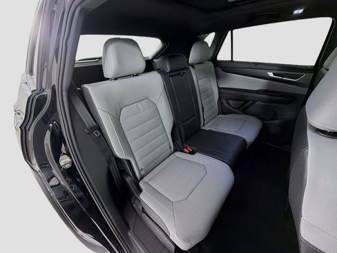 New 2026 Volkswagen Atlas Cross Sport SEL R-Line AWD/4WD image 29