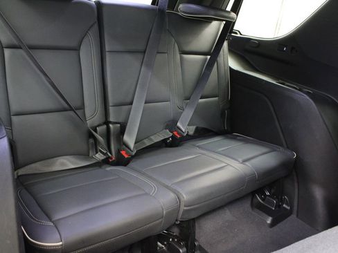 Used 2021 Chevrolet Tahoe Premier w/ Premium Package RWD image 21