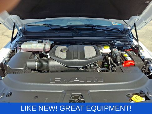 Used 2025 RAM 1500 Warlock AWD/4WD image 27