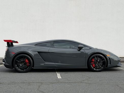 Used 2012 Lamborghini Gallardo LP 570-4 Super Trofeo Stradale AWD/4WD image 8