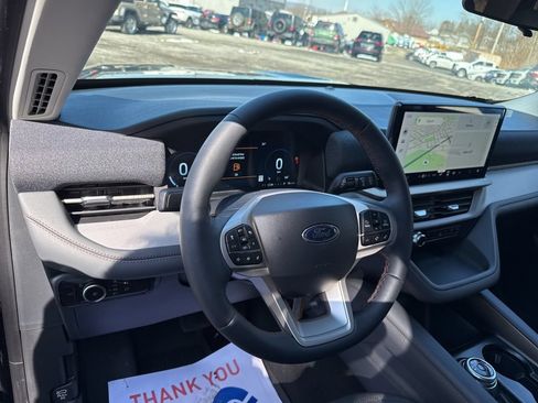 New 2026 Ford Explorer Active w/ Active Comfort Package AWD/4WD image 13