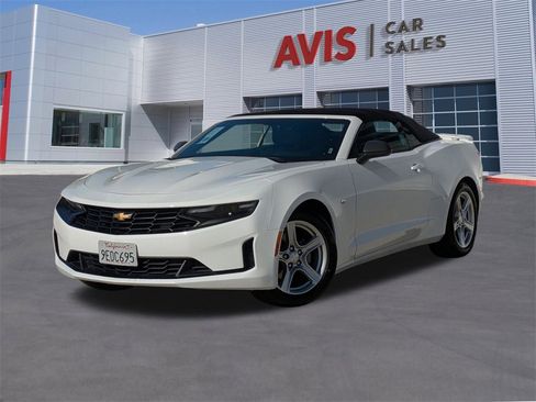 Used 2023 Chevrolet Camaro LT image 1