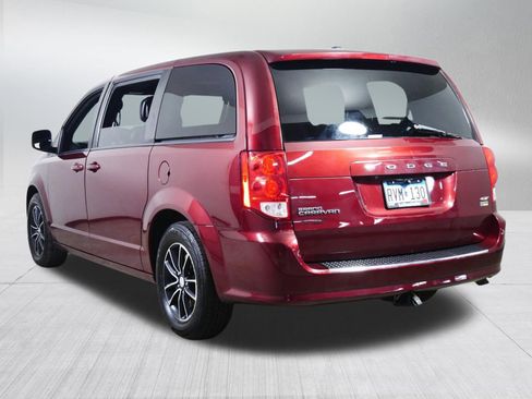 Used 2019 Dodge Grand Caravan GT image 5