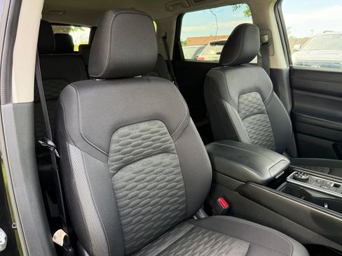 Used 2022 Nissan Pathfinder S AWD/4WD image 21