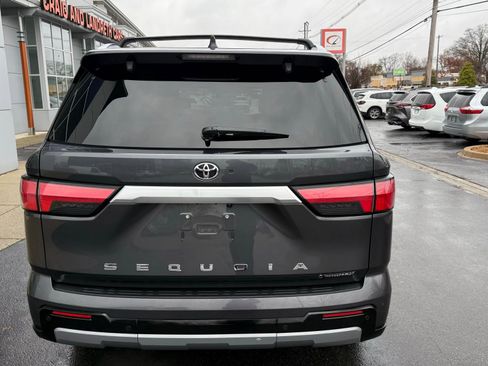 Used 2025 Toyota Sequoia Capstone image 4