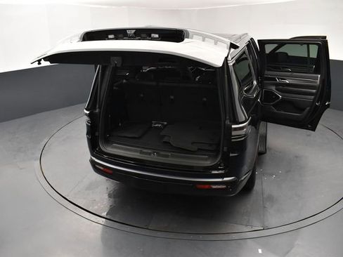 New 2026 Jeep Grand Wagoneer Limited AWD/4WD image 23
