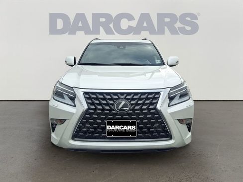 Used 2023 Lexus GX 460 Premium image 2