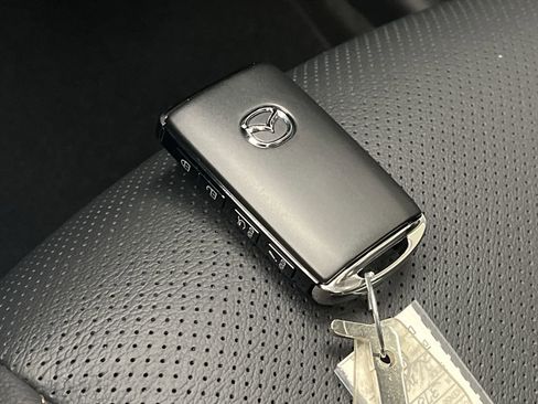 New 2026 MAZDA CX-90 Plug-In Hybrid w/Premium Sport AWD/4WD image 29