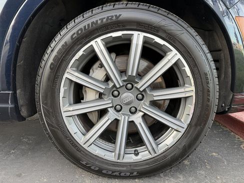 Used 2018 Audi Q7 3.0T Premium Plus AWD/4WD image 11