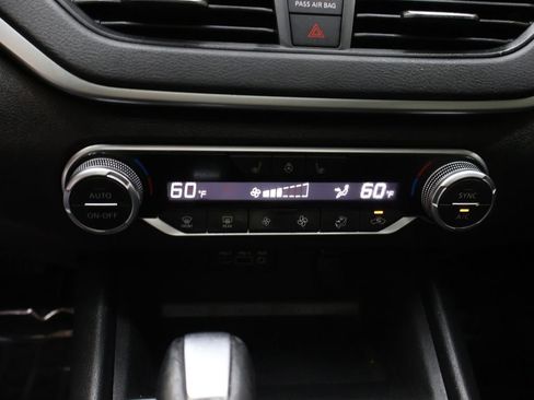 Used 2019 Nissan Altima 2.5 SV FWD image 23