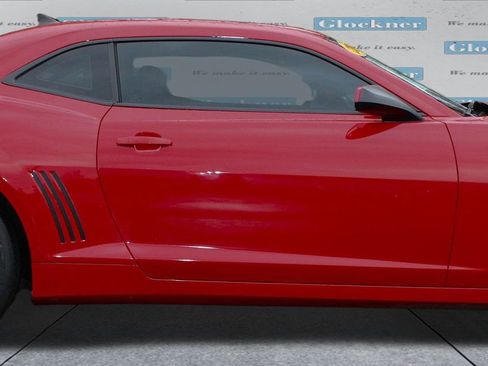 Used 2015 Chevrolet Camaro LT image 4