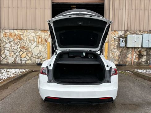Used 2021 Tesla Model S Plaid image 15
