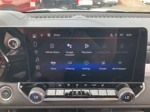 Certified 2024 Chevrolet Colorado LT w/ LT Convenience Package II image 23