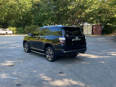 Used 2016 Toyota 4Runner Limited AWD/4WD image 7