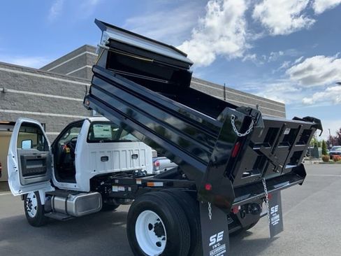 New 2026 Ford F650 2WD Regular Cab Super Duty image 19