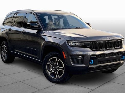 Used 2022 Jeep Grand Cherokee Trailhawk AWD/4WD image 4