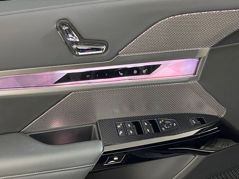 Certified 2024 BMW 740i xDrive image 22