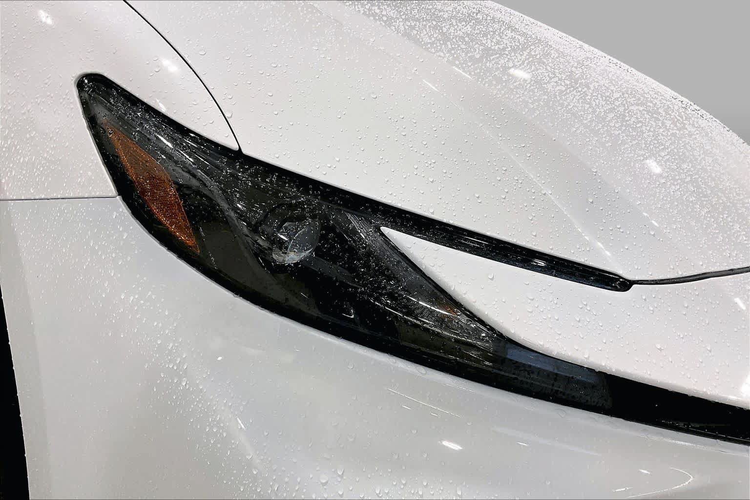 Used 2025 Toyota Camry SE AWD/4WD image 25