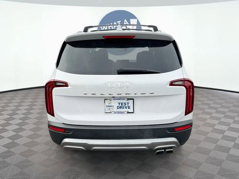 Certified 2022 Kia Telluride EX w/ EX Premium Package image 4