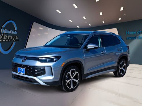 New 2026 Volkswagen Tiguan SE FWD image 8