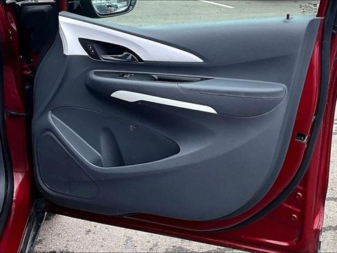 Used 2021 Chevrolet Bolt LT image 23