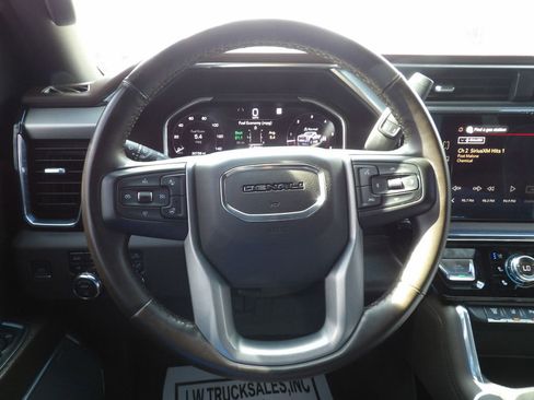 Used 2024 GMC Sierra 3500 Denali w/ Denali Reserve Package image 21