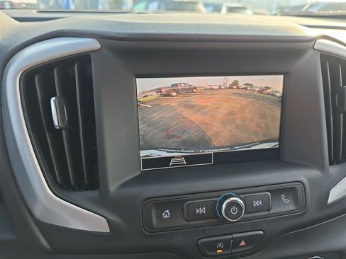 Used 2023 GMC Terrain SLE w/ Driver Convenience Package image 21