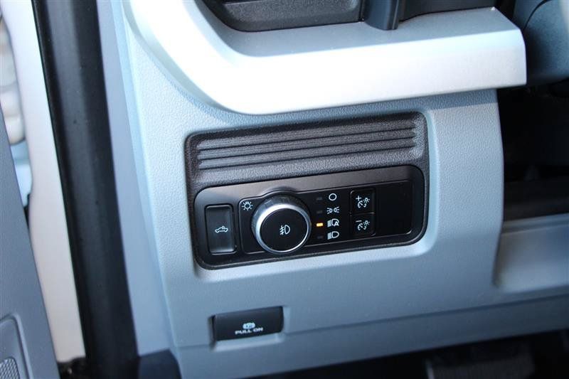 Used 2025 Ford F350 XLT AWD/4WD image 40