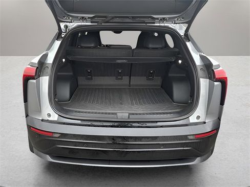 Used 2024 Chevrolet Blazer EV RS image 17