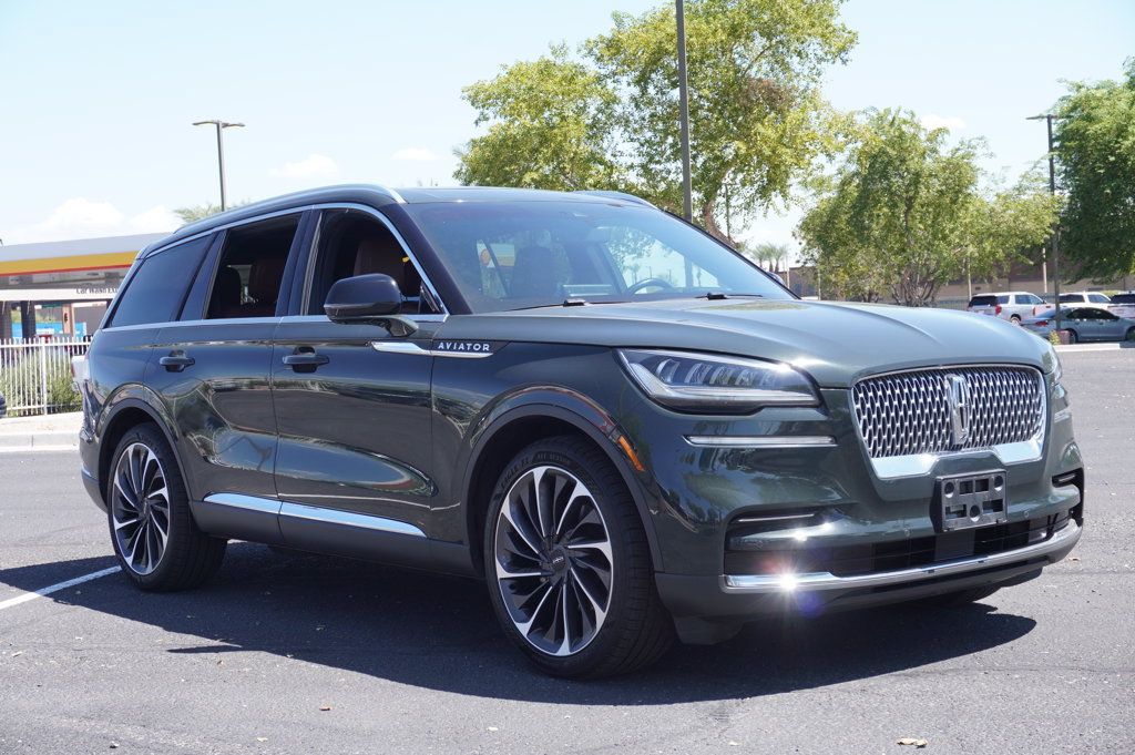Used 2023 Lincoln Aviator Reserve w/ Equipment Group 201A RWD image 5