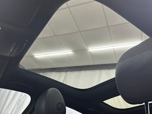 Used 2019 Mercedes-Benz E 300 image 20
