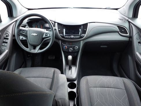 Used 2020 Chevrolet Trax LT AWD/4WD image 10