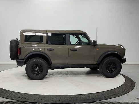 New 2026 Ford Bronco Badlands AWD/4WD image 8