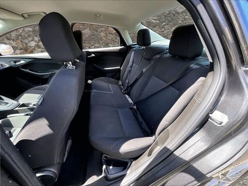Used 2016 Ford Focus SE image 23