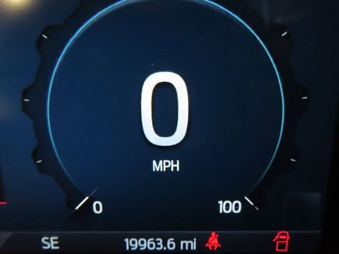 Used 2025 Ford F250 Platinum image 12