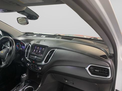 Used 2020 Chevrolet Equinox LT AWD/4WD image 10