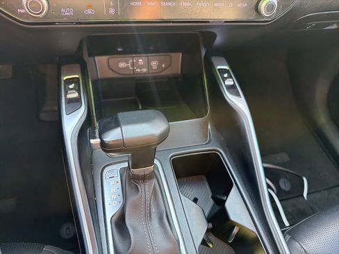 Used 2024 Kia Sorento S FWD image 23